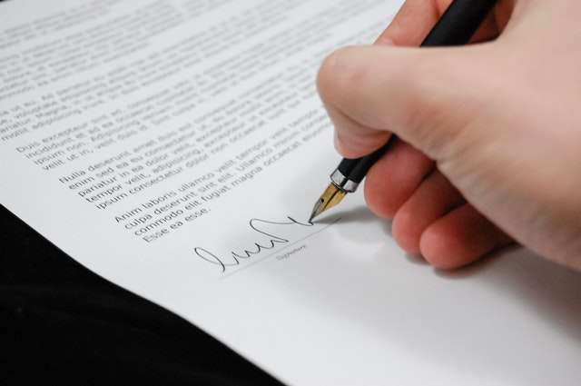 contract license agreement
